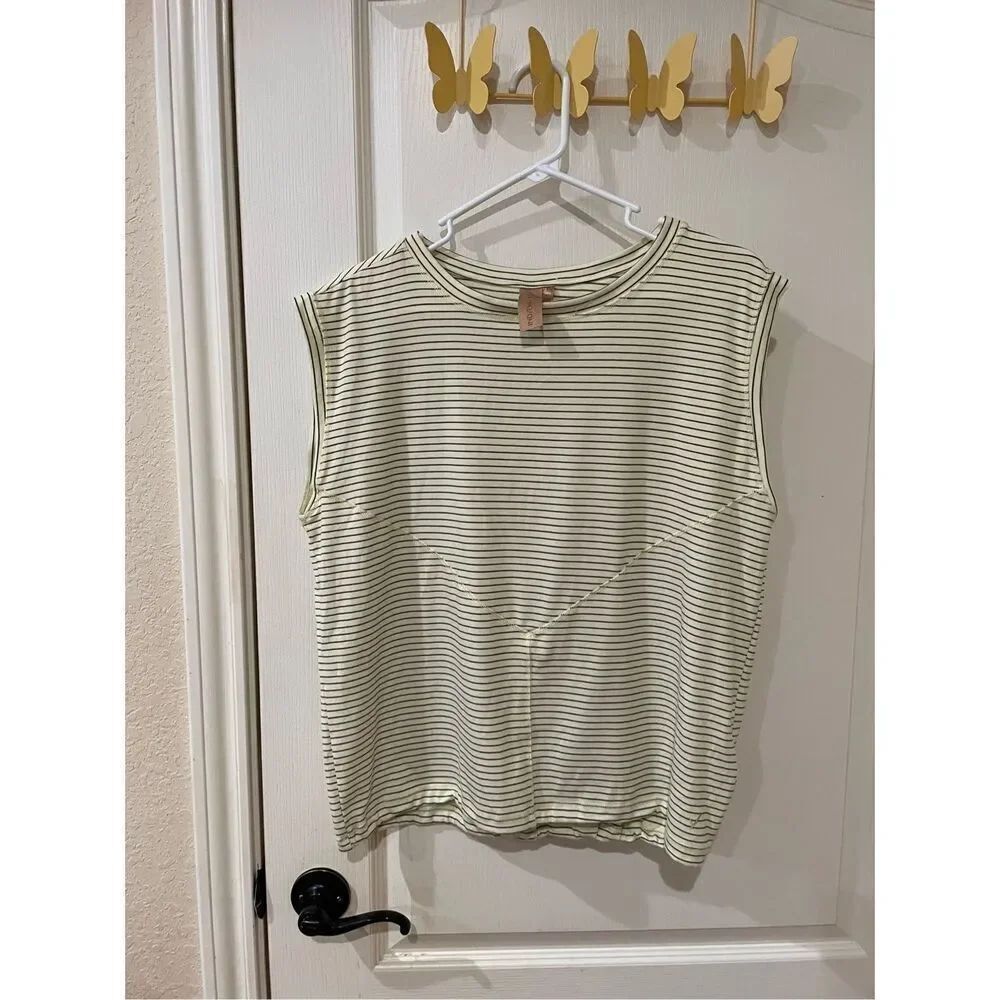 INDYEVA GOMA LT SLEEVELESS TOP size medium